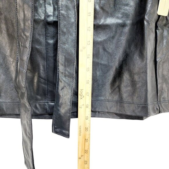 Black Faux Leather High-Waisted Belted Mini Skirt By Iris Size L - Picture 6 of 9